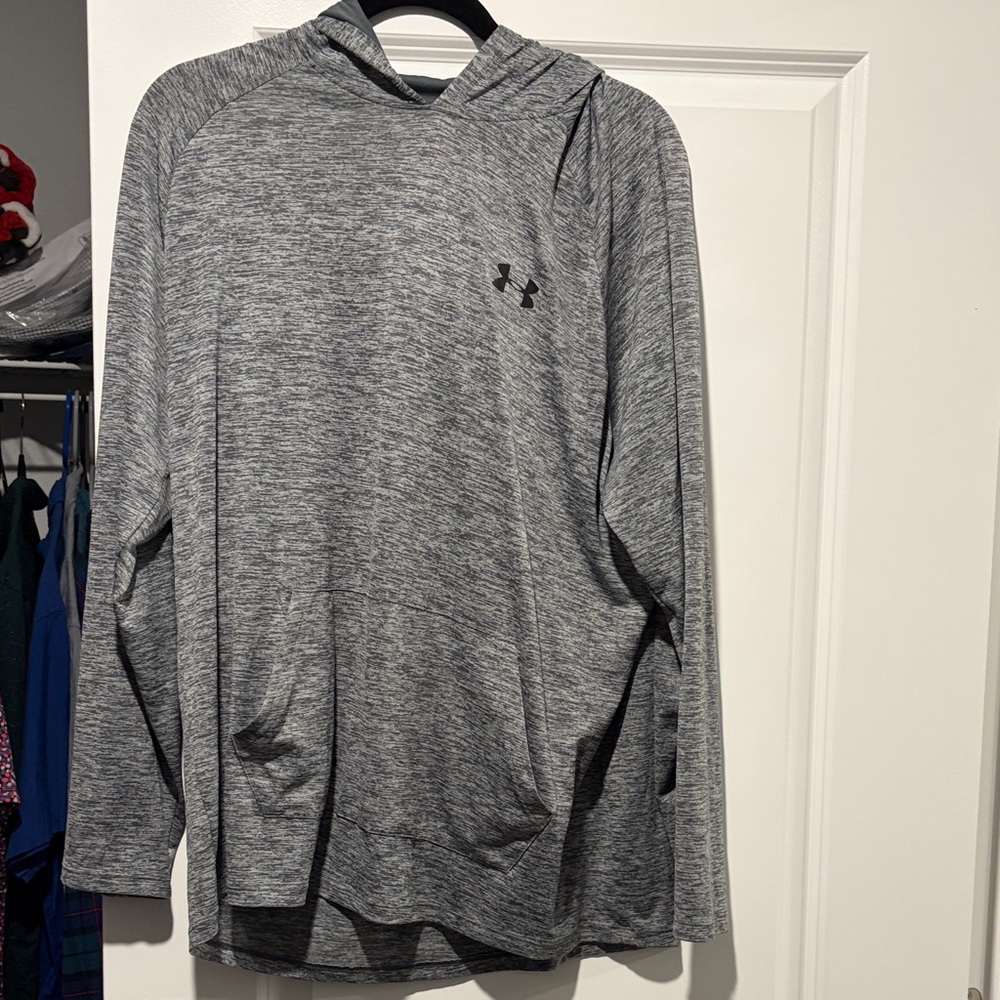 Under Armour Men's Heather Gray Hoodie
